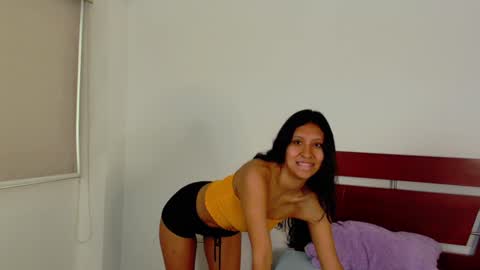 Snapshot of melody24_ chatting on 12-04-24, 02:15 melody24_ online show from 12-04-24, 02:15