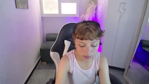 melody701583as online show from 02-02-26, 12:26