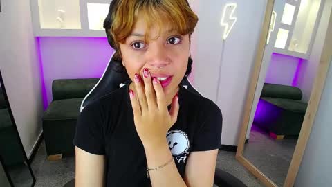 melody701583as online show from 04-08-26, 12:38