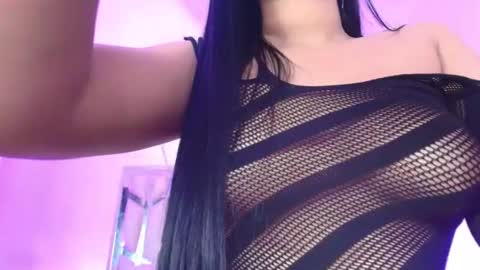Snapshot of melody__77 chatting on 06-11-26, 07:34 online show from 06-11-26, 07:34