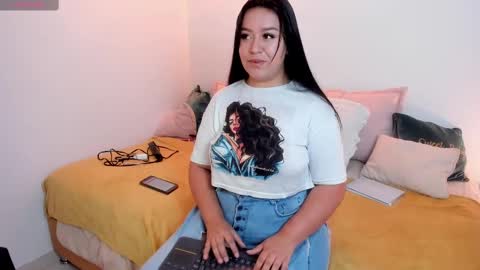  Leslie  online show from 02-13-25, 12:11