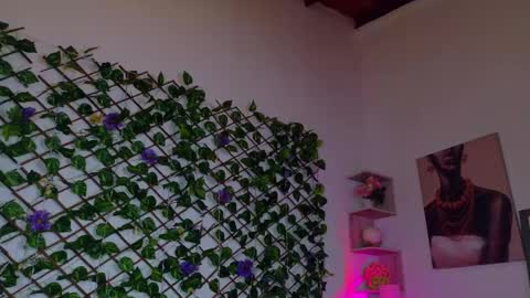 melody_cute10 online show from 04-15-26, 07:58