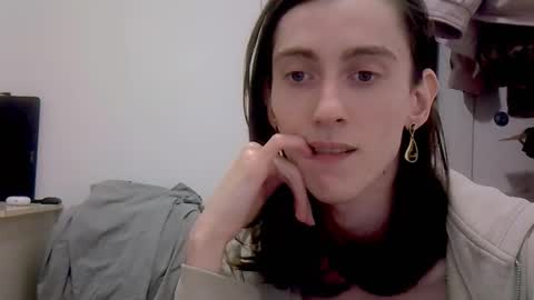 Melody online show from 02-14-26, 06:37