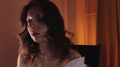 Snapshot of melodykey_x chatting on 12-15-24, 03:31 melody  online show from 12-15-24, 03:31