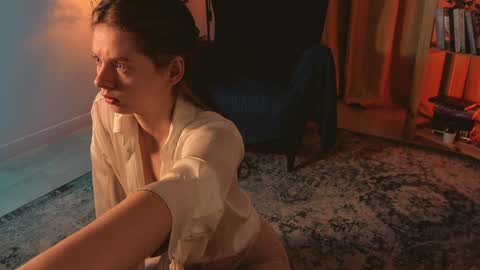 Snapshot of melodykey_x chatting on 12-21-24, 03:53 melody  online show from 12-21-24, 03:53