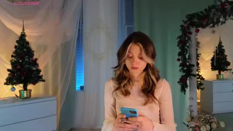 Snapshot of melodykey_x chatting on 12-30-24, 04:29 melody  online show from 12-30-24, 04:29