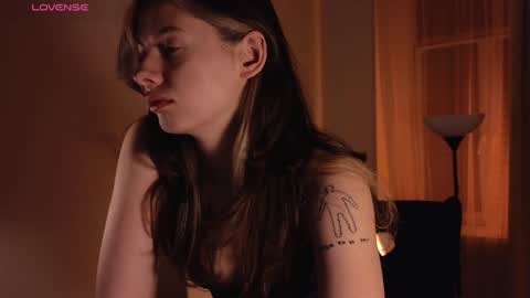 Snapshot of melodykey_x chatting on 01-12-25, 06:49 melody  online show from 01-12-25, 06:49