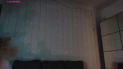 Snapshot of melodykey_x chatting on 02-09-25, 05:33 melody  online show from 02-09-25, 05:33