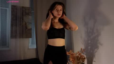 Snapshot of melodykey_x chatting on 02-12-25, 05:48 melody  online show from 02-12-25, 05:48