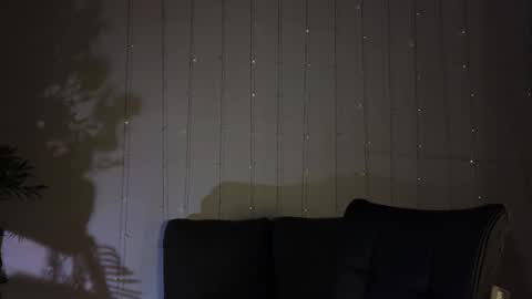 Snapshot of melodykey_x chatting on 03-05-25, 01:39 melody  online show from 03-05-25, 01:39