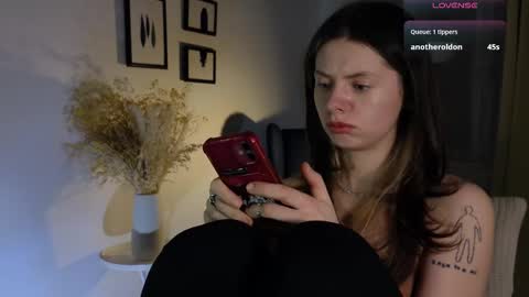 Snapshot of melodykey_x chatting on 03-07-25, 07:05 melody  online show from 03-07-25, 07:05