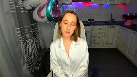 Snapshot of melodyoflovee chatting on 01-24-25, 08:23 Kaylie online show from 01-24-25, 08:23