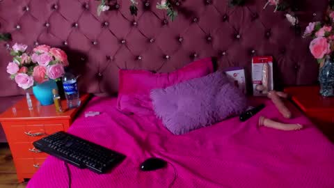 Melodysmithass online show from 01-29-25, 06:01