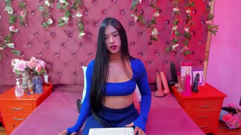 Melodysmithass online show from 09-27-25, 02:49