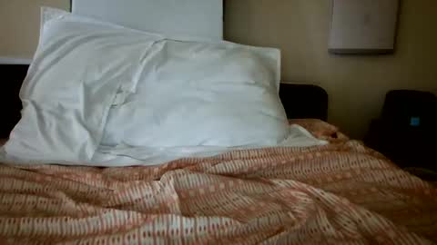 Snapshot of melxiss chatting on 11-12-25, 07:03 melxiss online show from 11-12-25, 07:03