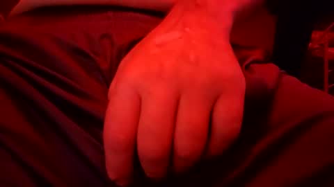 Snapshot of memphisbananastand chatting on 09-20-25, 08:15 memphisbananastand online show from 09-20-25, 08:15