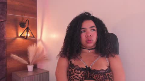  Memphis Williams  online show from 02-08-25, 06:22