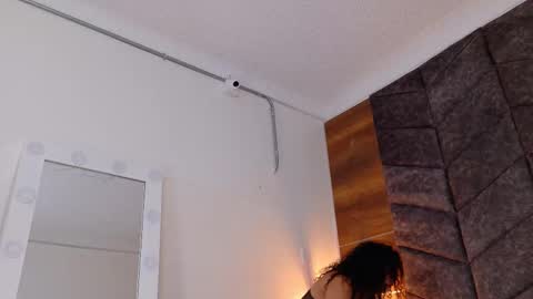  Memphis Williams  online show from 09-10-25, 02:44