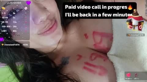 Snapshot of mena_hicks chatting on 03-02-25, 07:23 Heart online show from 03-02-25, 07:23