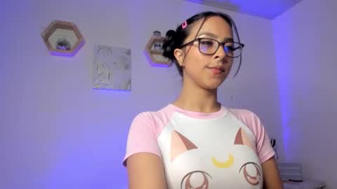 Snapshot of mencia_sharmaa chatting on 09-09-25, 03:50 Menca of your love online show from 09-09-25, 03:50