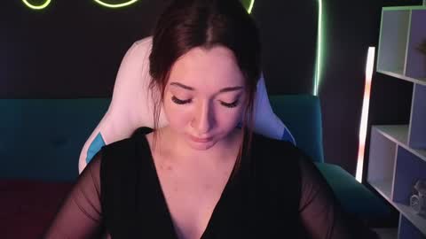 Snapshot of mencialo chatting on 12-17-24, 04:23 Mencialo online show from 12-17-24, 04:23