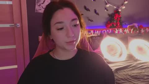 Snapshot of mencialo chatting on 10-27-25, 02:04 Mencialo online show from 10-27-25, 02:04