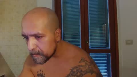 Snapshot of menformen1929 chatting on 10-10-25, 02:49 menformen1929 online show from 10-10-25, 02:49