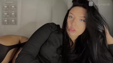 menndi online show from 11-14-25, 09:08