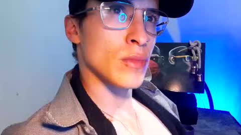 Giorggio Fragacci online show from 11-26-25, 08:26