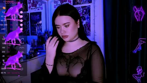 Snapshot of meow_marie chatting on 04-12-26, 12:37 meow marie online show from 04-12-26, 12:37