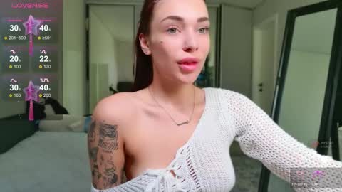 Megan online show from 05-09-26, 02:06