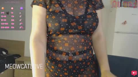 Snapshot of meowcatlove chatting on 12-09-24, 07:18 meowcatlove online show from 12-09-24, 07:18