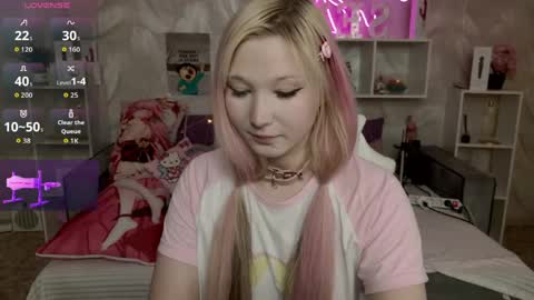 MeowkaKitty online show from 04-21-26, 02:37