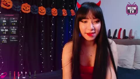 meowkami online show from 10-27-25, 02:04