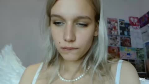 Lilu online show from 02-19-25, 06:55