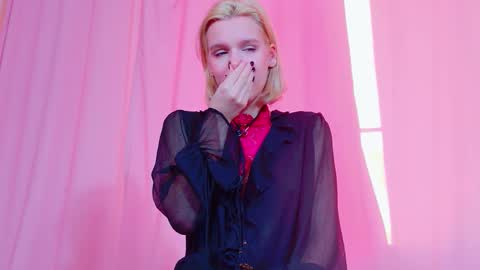 Lilu online show from 03-06-26, 04:09