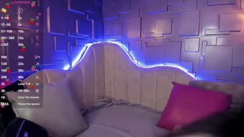    online show from 01-08-25, 06:52