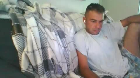 Mercedes190d online show from 11-29-25, 12:52