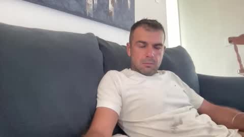 Mercedes190d online show from 03-15-26, 06:47