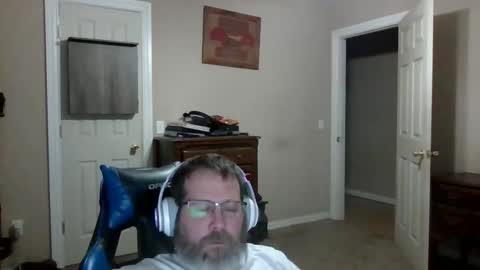 mercer1977 online show from 02-11-26, 01:49