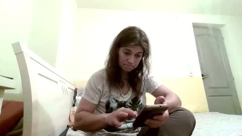 Snapshot of merciylove chatting on 12-21-24, 11:22 Miss Helena online show from 12-21-24, 11:22