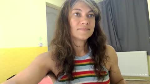 Snapshot of merciylove chatting on 09-19-25, 02:51 Miss Helena online show from 09-19-25, 02:51