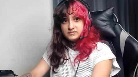 mercyclarice online show from 04-22-26, 06:20