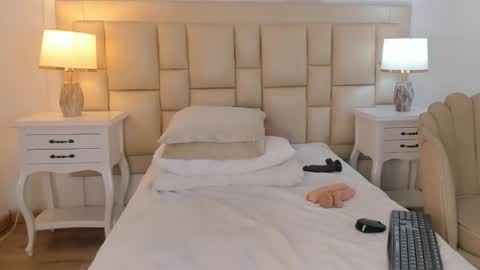   online show from 12-05-24, 06:32