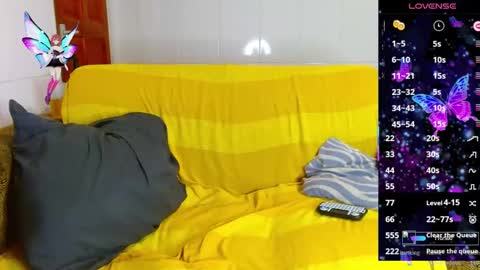 Mereleona online show from 09-26-25, 05:00