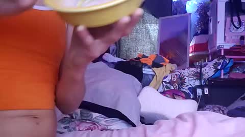 Snapshot of merelyalover chatting on 02-05-25, 12:10 gurlnips online show from 02-05-25, 12:10