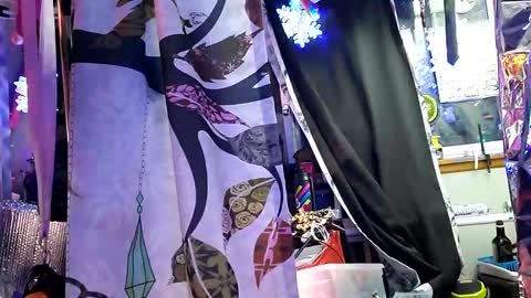 Snapshot of merelyalover chatting on 03-06-25, 09:58 gurlnips online show from 03-06-25, 09:58