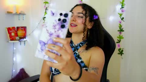 Merida Bell online show from 02-23-25, 01:02