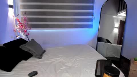 Merida  online show from 09-17-25, 12:51