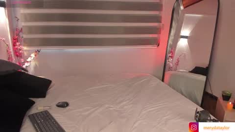 Merida  online show from 10-08-25, 01:09